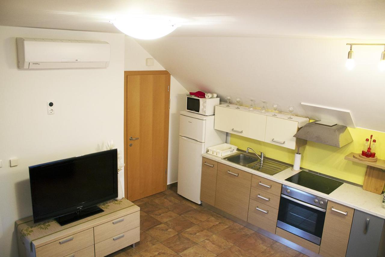 Apartma Pegaz ロガシュカ・スラティナ エクステリア 写真
